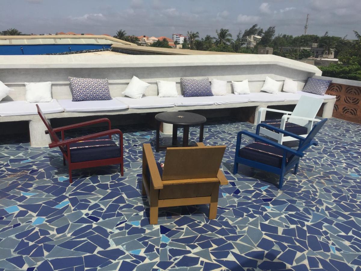 La Maison Bleue Lome Bagian luar foto