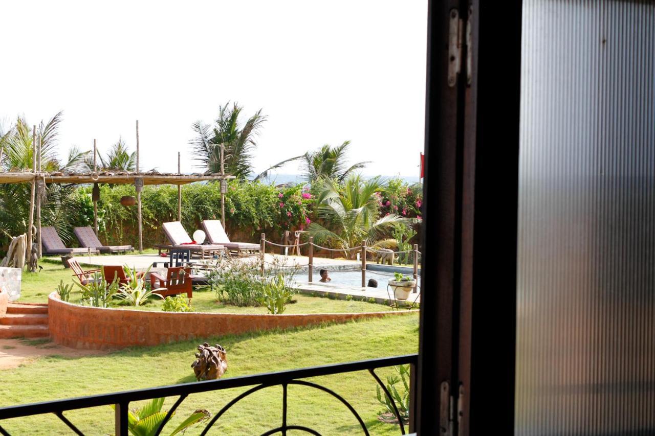 La Maison Bleue Lome Bagian luar foto