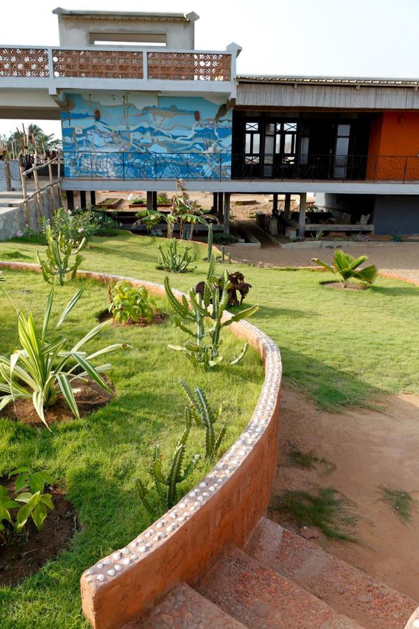 La Maison Bleue Lome Bagian luar foto