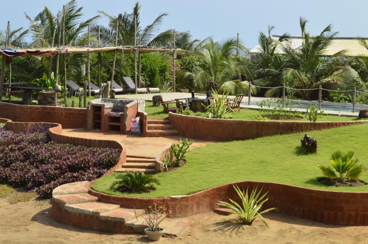 La Maison Bleue Lome Bagian luar foto
