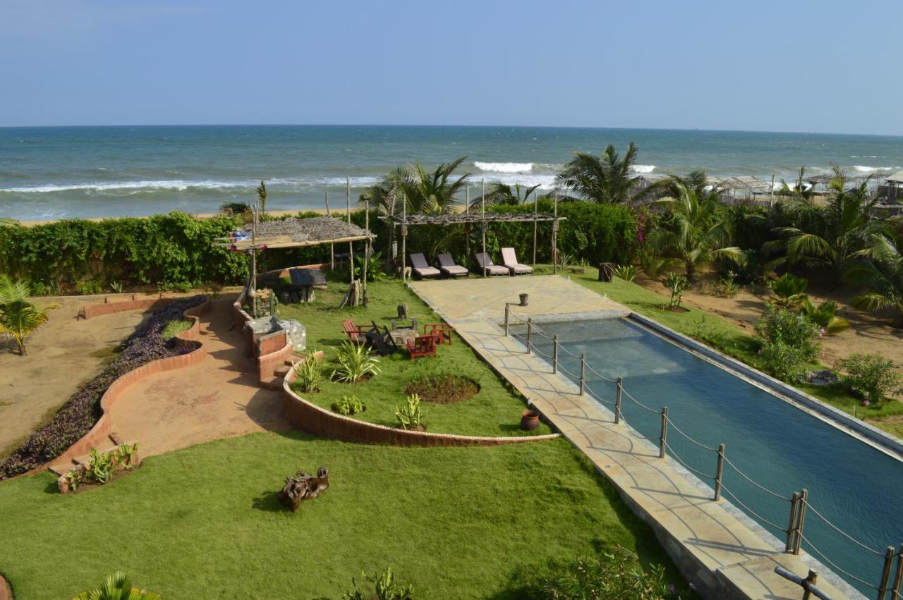 La Maison Bleue Lome Bagian luar foto
