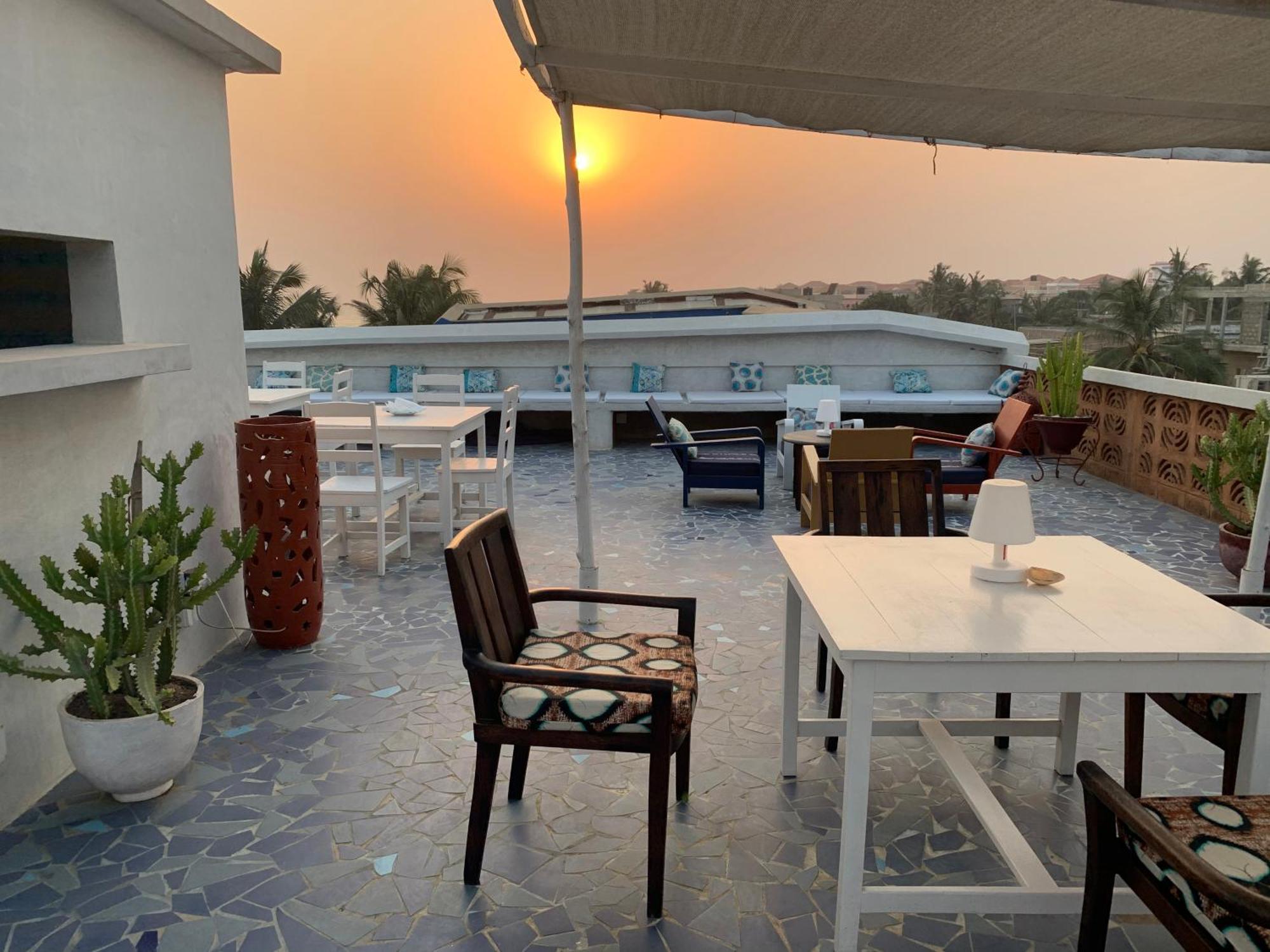 La Maison Bleue Lome Bagian luar foto